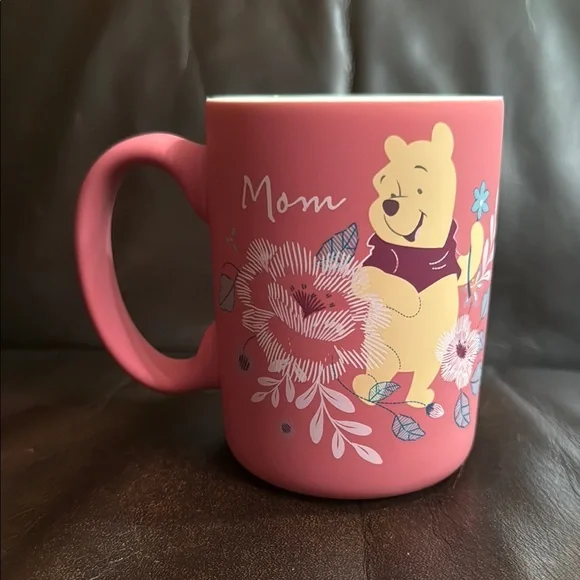 Soft touch Winnie the Pooh mom mug - Picture 2 of 2